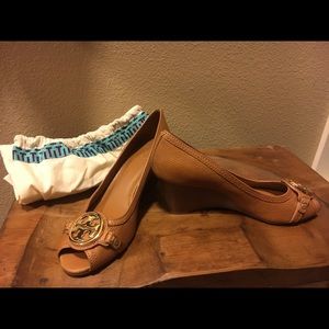 Tory Burch Wedges Size 9